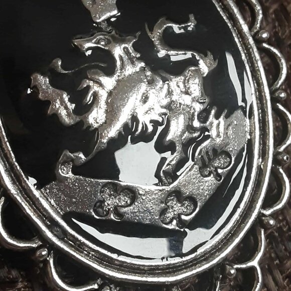 Twilight Cullen Crest Pendant necklace lion fashion jewelry NWT - Picture 7 of 11